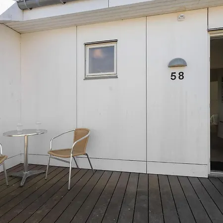 2 Bedroom Pet Friendly In 公寓